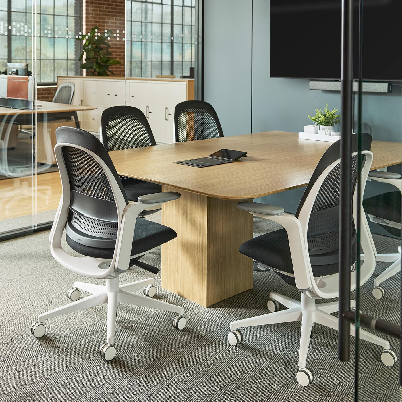 Haworth Breck office chair in an official product image.
