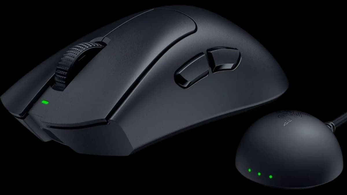 Razer DeathAdder V4 Pro gaming mouse